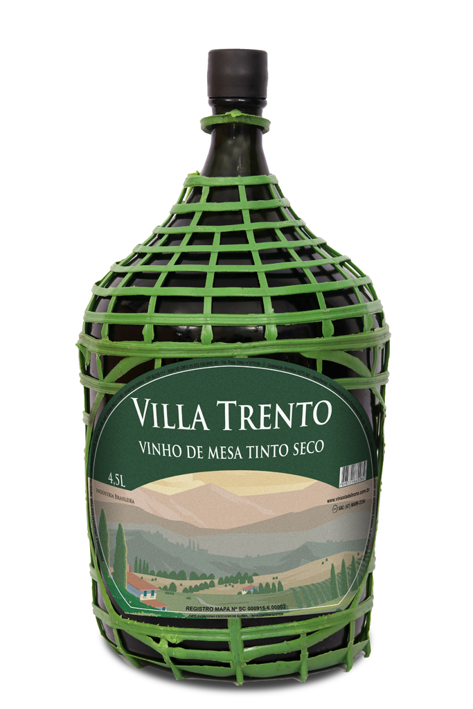 VINHO DE MESA TINTO SECO VILLA TRENTO 4,5 LITROS